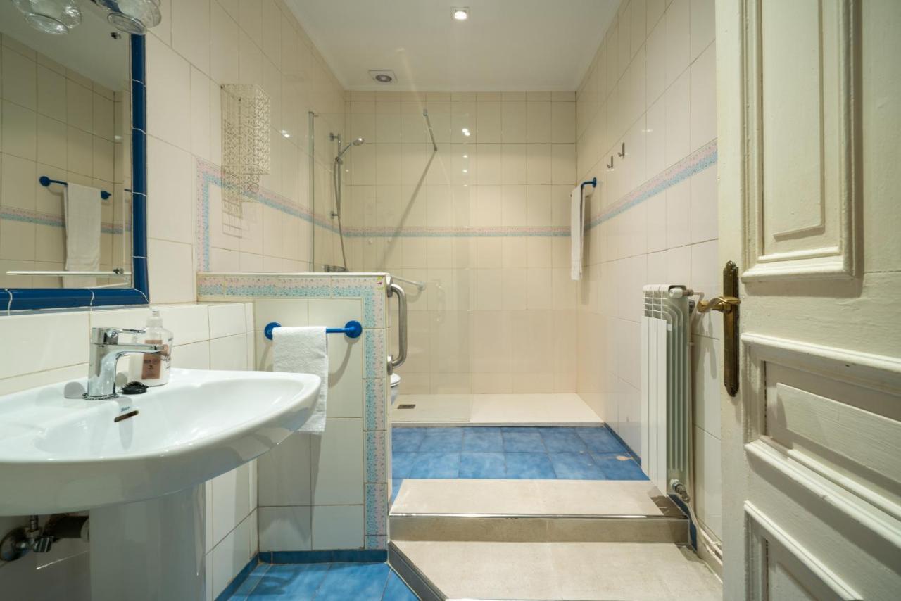 Amama Apartment By People Rentals Bilbao Eksteriør bilde
